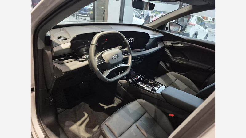 Audi-Q6-05_20250613220011
