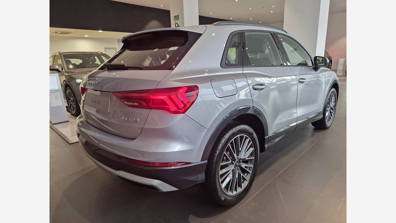 Audi-Q3-04_20250613215922