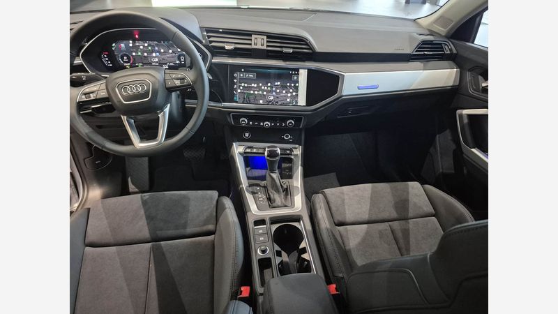 Audi-Q3-08_20250613215922