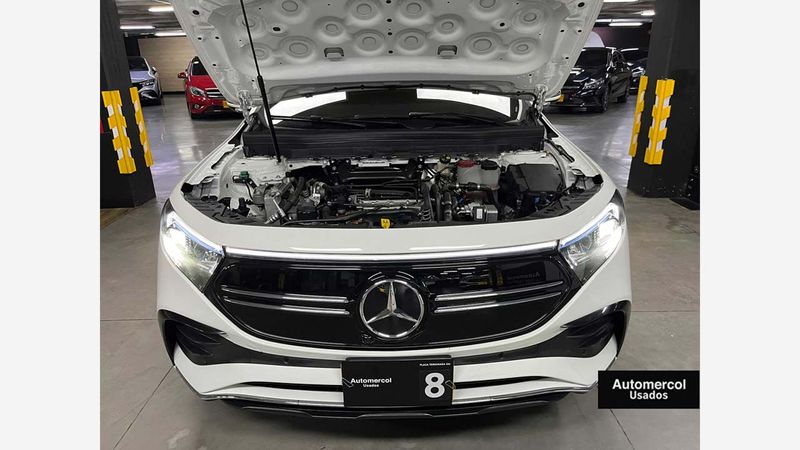 benz-eqb-at-2-5l-blanco